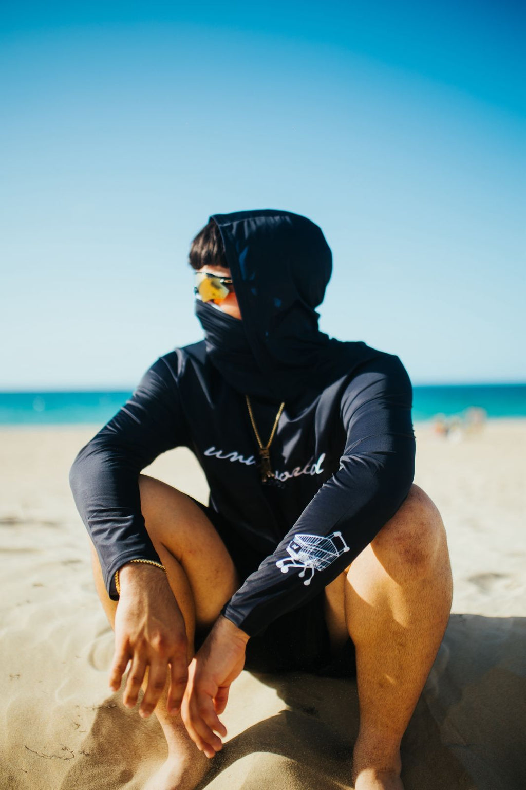 Under the sun - Black