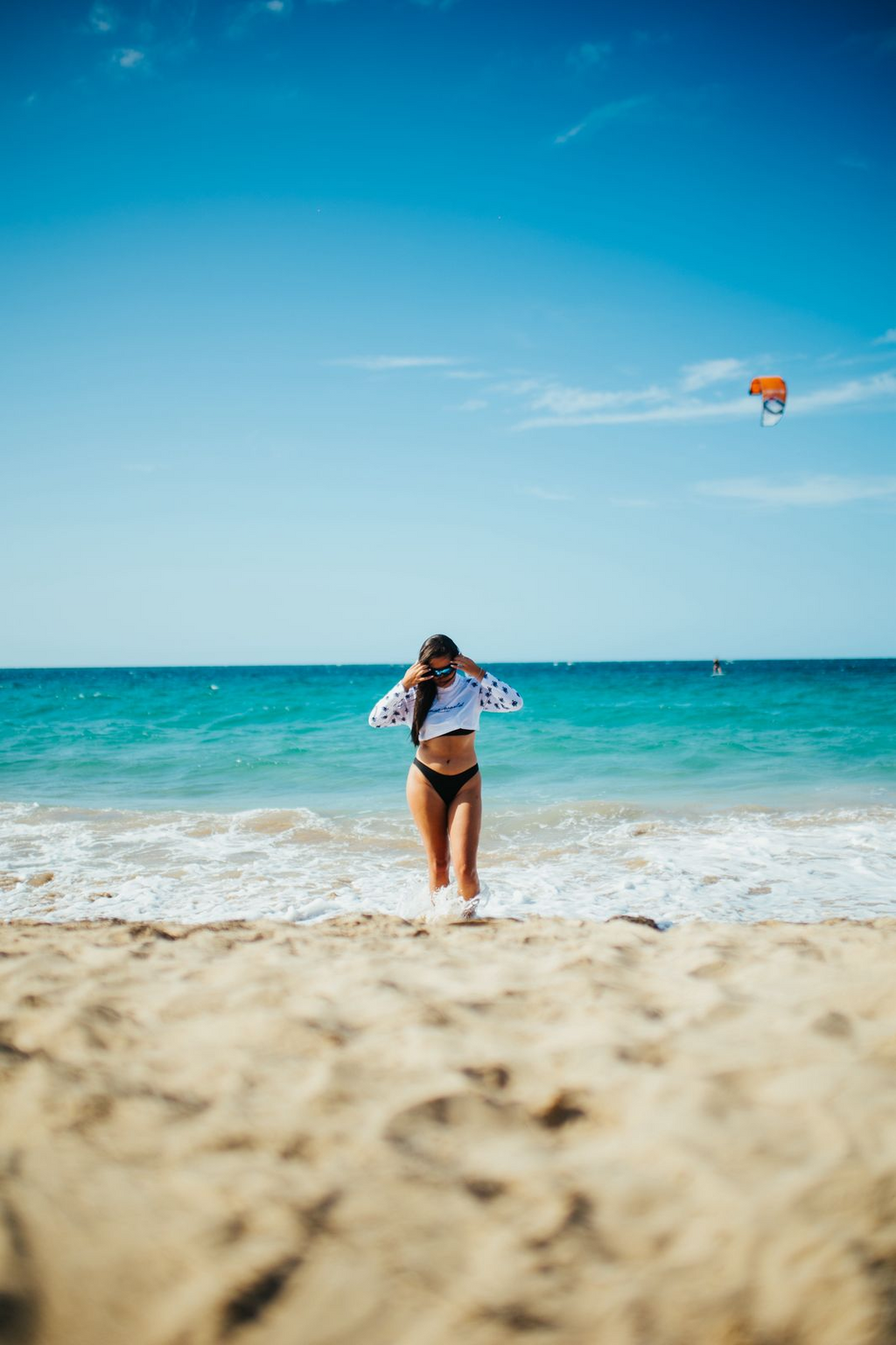 UNDER THE SUN CROP TOP – WHITE