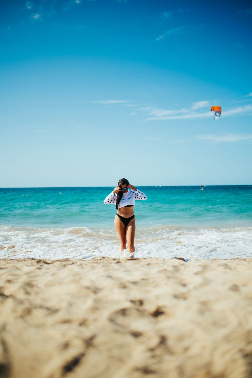 UNDER THE SUN CROP TOP – WHITE